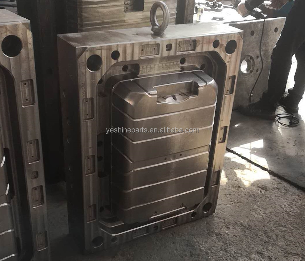 2022 pp plastic injection mould hard plastic luggage